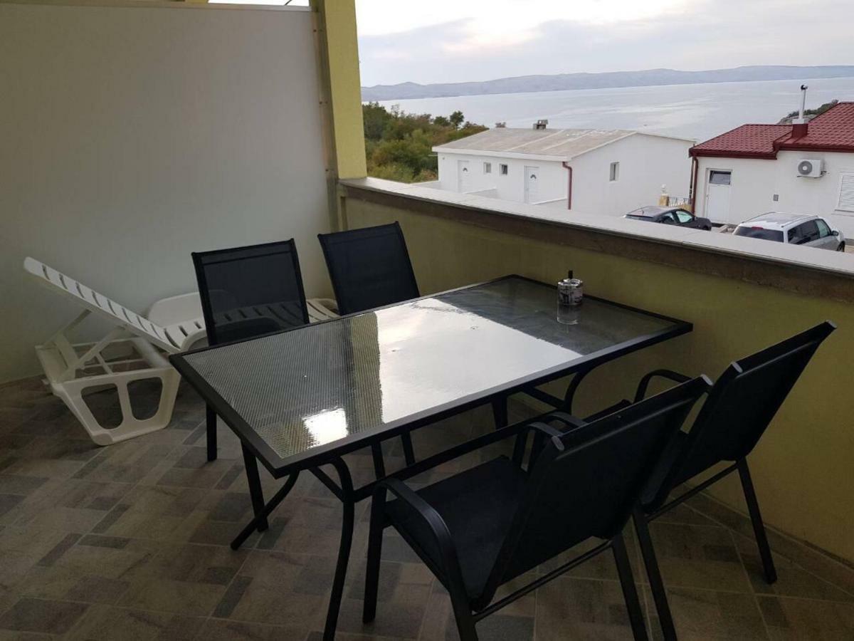 Apartmani Verica Karlobag Exterior foto